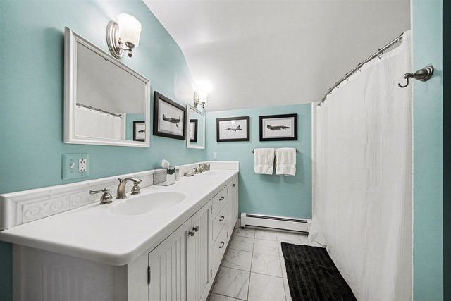 8885 Burmeister Road, Saline, MI 48176