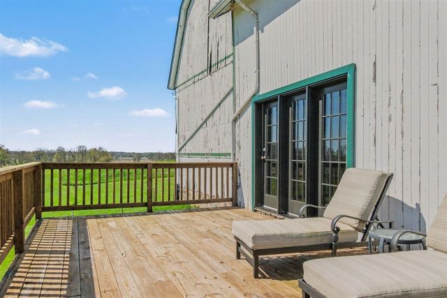 8885 Burmeister Road, Saline, MI 48176