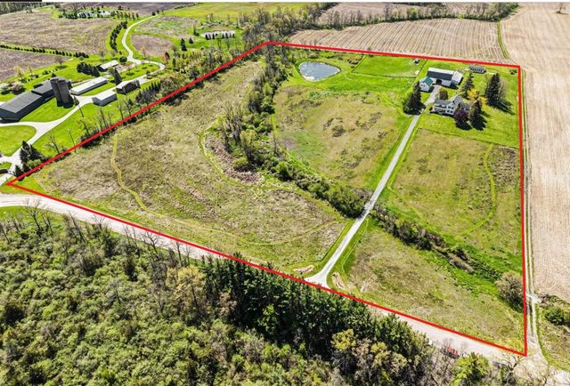 8885 Burmeister Road, Saline, MI 48176