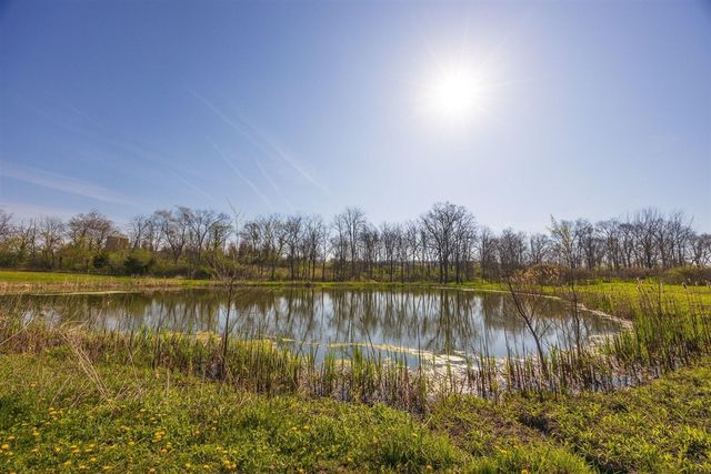 8885 Burmeister Road, Saline, MI 48176