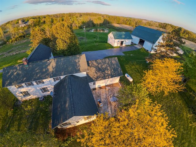 8885 Burmeister Road, Saline, MI 48176