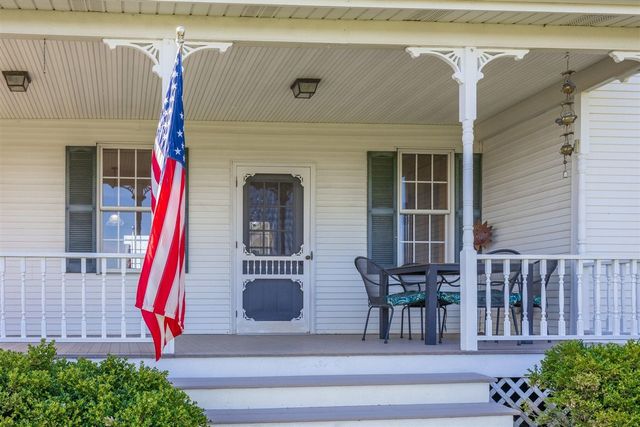 8885 Burmeister Road, Saline, MI 48176