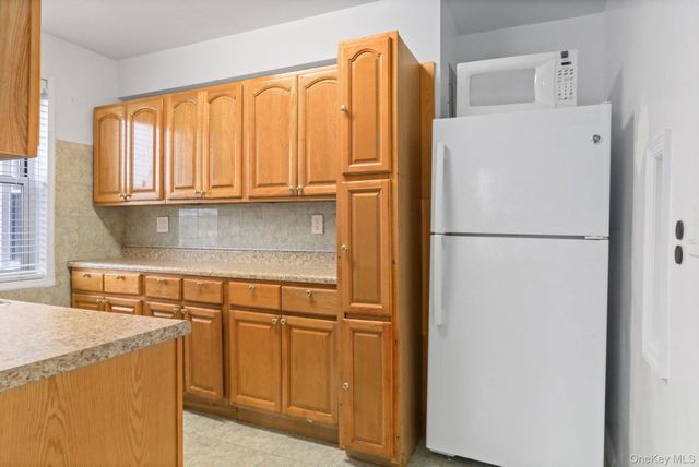 611 Palmer Road 5X, Yonkers, NY 10701