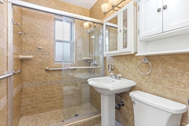 611 Palmer Road 5X, Yonkers, NY 10701