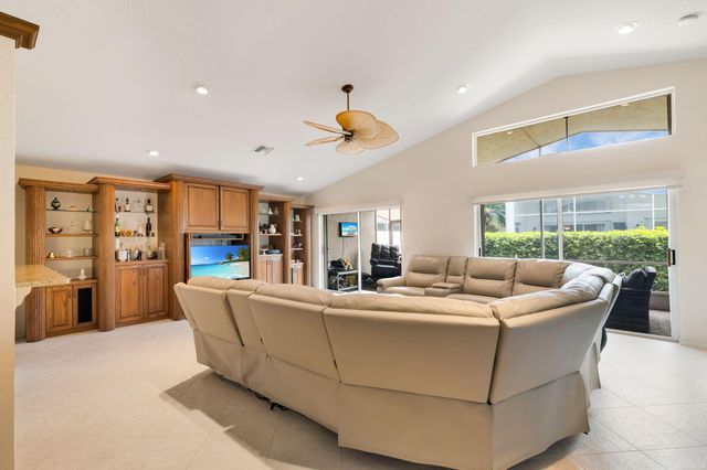 7246 Haviland Circle, Boynton Beach, FL 33437