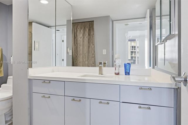 16425 Collins Ave 714, Sunny Isles Beach, FL 33160