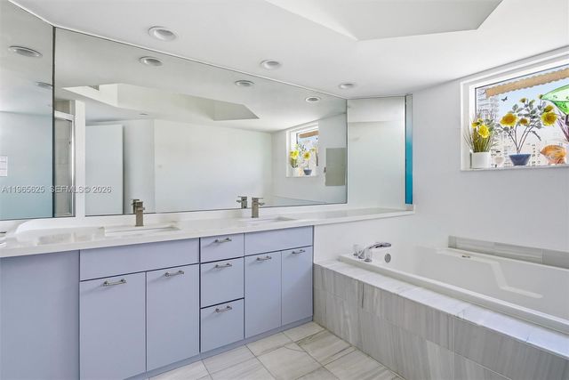 16425 Collins Ave 714, Sunny Isles Beach, FL 33160