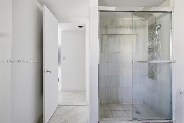 16425 Collins Ave 714, Sunny Isles Beach, FL 33160