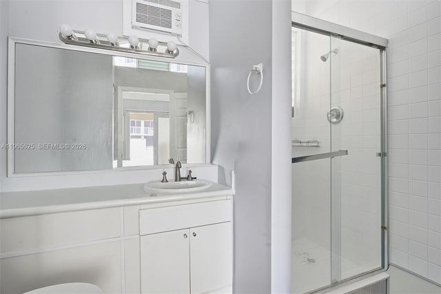 16425 Collins Ave 714, Sunny Isles Beach, FL 33160