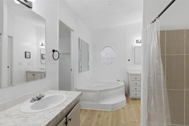 376 Rae LN A, Jarrell, TX 76537