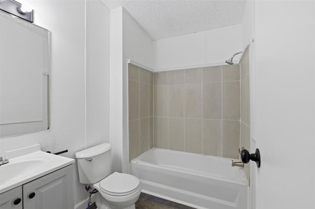 376 Rae LN A, Jarrell, TX 76537