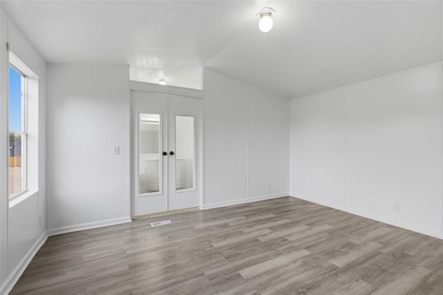 376 Rae LN A, Jarrell, TX 76537