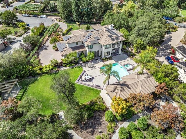 20040 Spaich Court, Saratoga, CA 95070