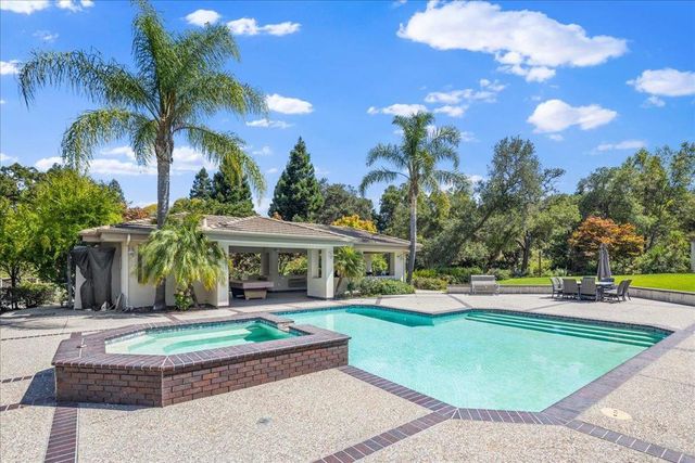 20040 Spaich Court, Saratoga, CA 95070