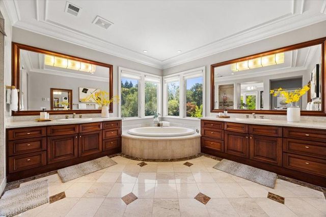 20040 Spaich Court, Saratoga, CA 95070