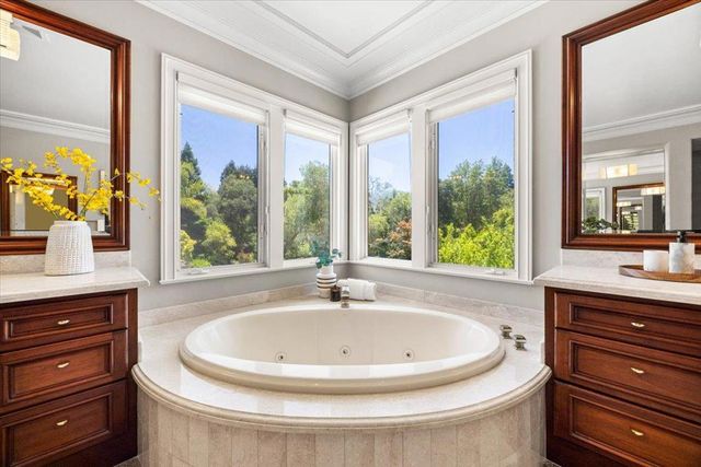 20040 Spaich Court, Saratoga, CA 95070