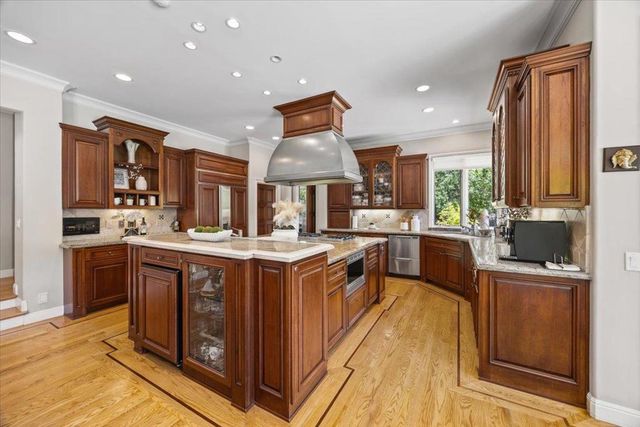 20040 Spaich Court, Saratoga, CA 95070