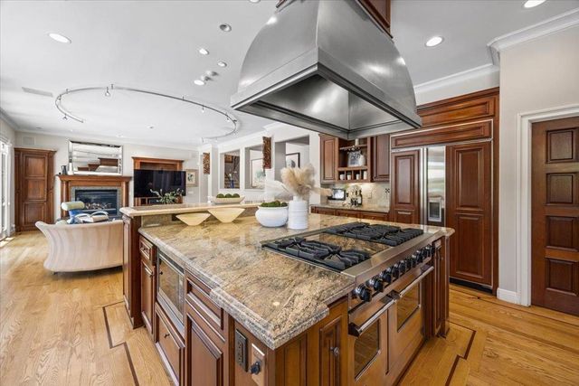 20040 Spaich Court, Saratoga, CA 95070
