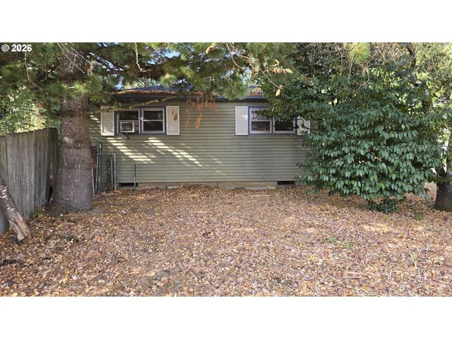 4688 Se HARRISON St, Milwaukie, OR 97222