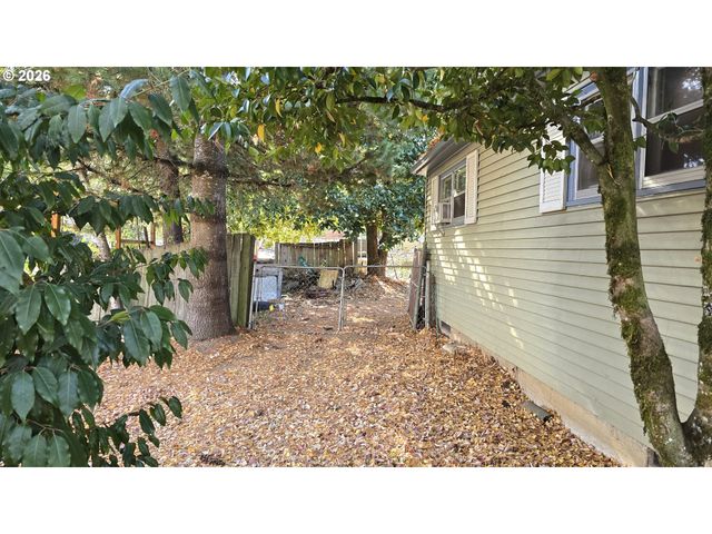 4688 Se HARRISON St, Milwaukie, OR 97222