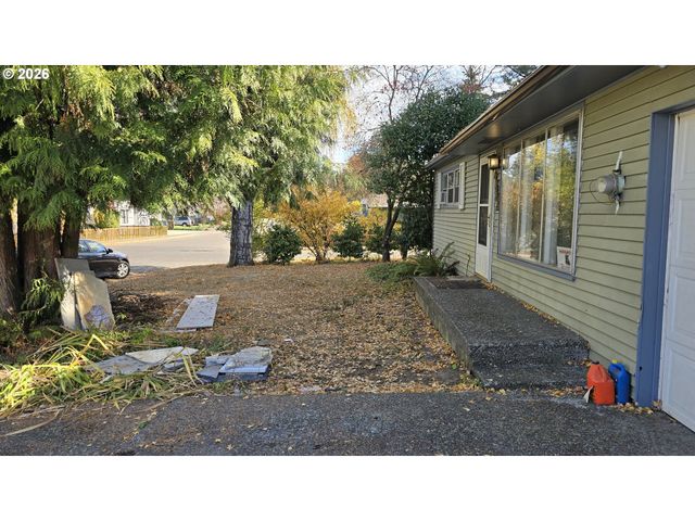 4688 Se HARRISON St, Milwaukie, OR 97222