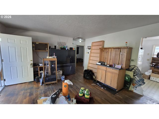 4688 Se HARRISON St, Milwaukie, OR 97222
