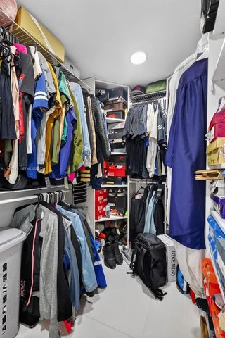 6791 Scott St, Hollywood, FL 33024