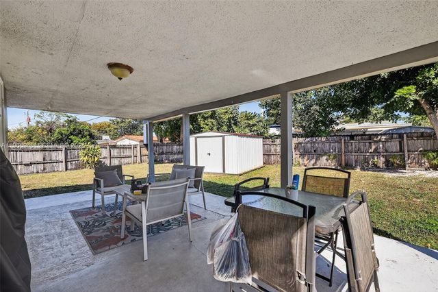 6791 Scott St, Hollywood, FL 33024