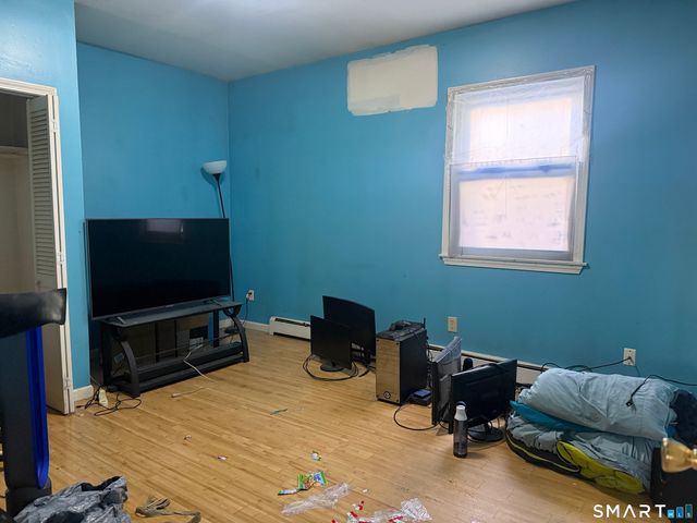 294 Central Avenue, Norwich, CT 06360