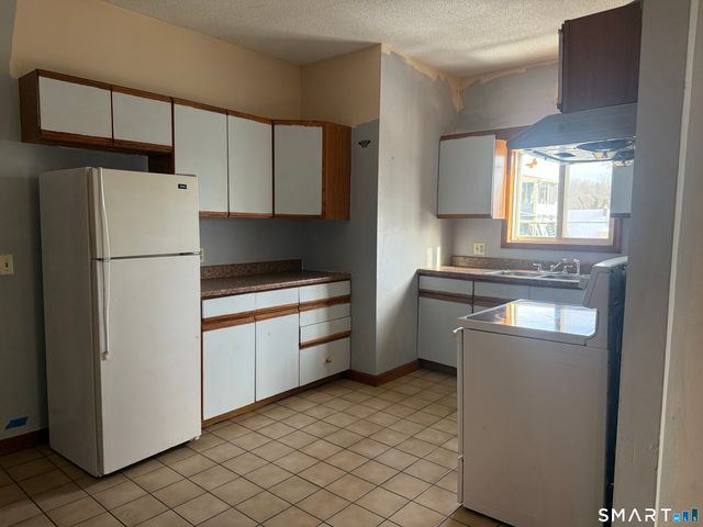 294 Central Avenue, Norwich, CT 06360