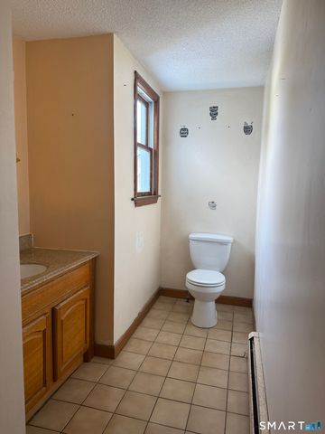 294 Central Avenue, Norwich, CT 06360