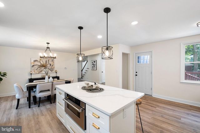 108 CANTERBURY DR, Wilmington, DE 19803