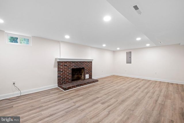 108 CANTERBURY DR, Wilmington, DE 19803