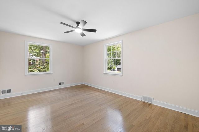 108 CANTERBURY DR, Wilmington, DE 19803