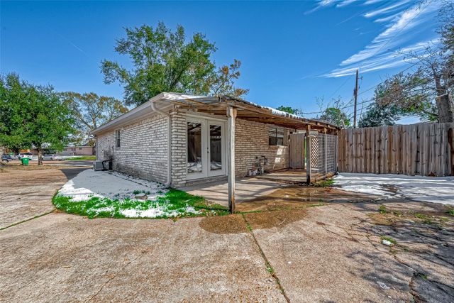 7315 Housman Street, Houston, TX 77055