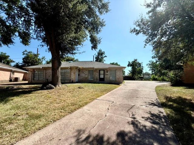 7315 Housman Street, Houston, TX 77055
