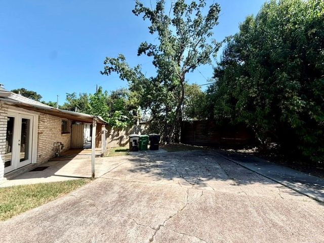 7315 Housman Street, Houston, TX 77055