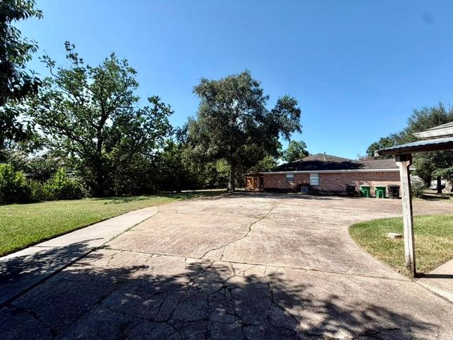 7315 Housman Street, Houston, TX 77055