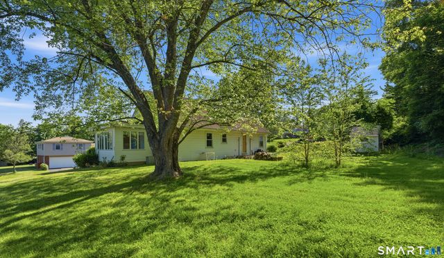 30 Snipes Terrace, Middletown, CT 06457
