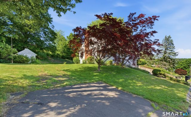 30 Snipes Terrace, Middletown, CT 06457