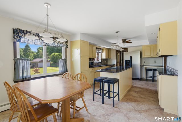 30 Snipes Terrace, Middletown, CT 06457