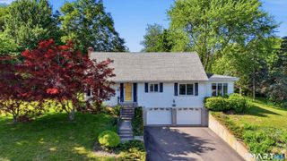 30 Snipes Terrace, Middletown, CT 06457