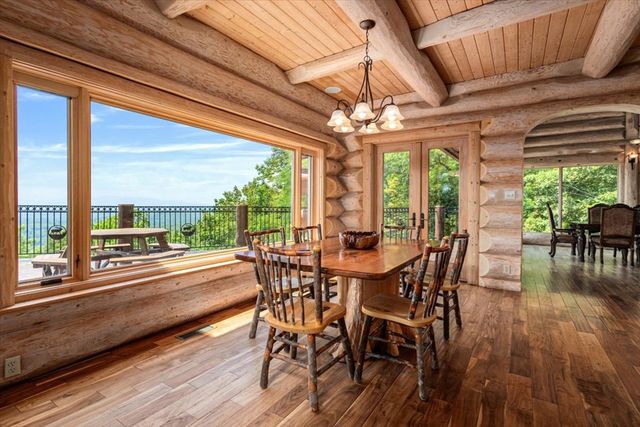 373 Rising Star Lane, Mineral Bluff, GA 30559