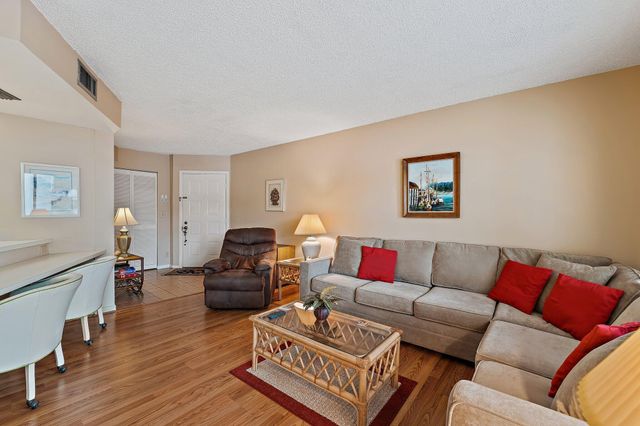 1605 S US Hwy 1 b104, Jupiter, FL 33477
