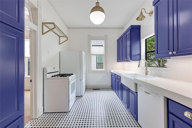 904 Willow ST, Austin, TX 78702