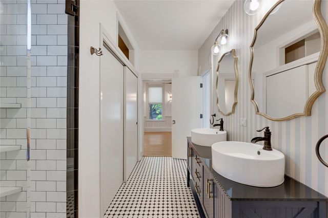 904 Willow ST, Austin, TX 78702