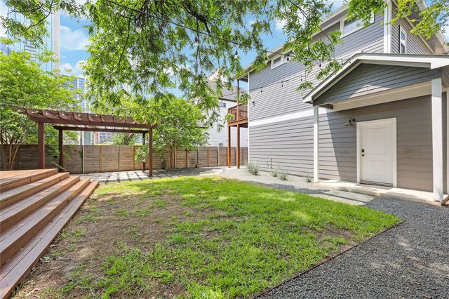 904 Willow ST, Austin, TX 78702