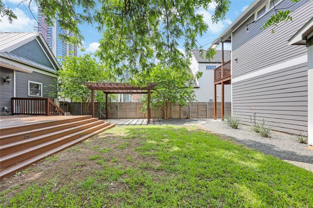 904 Willow ST, Austin, TX 78702