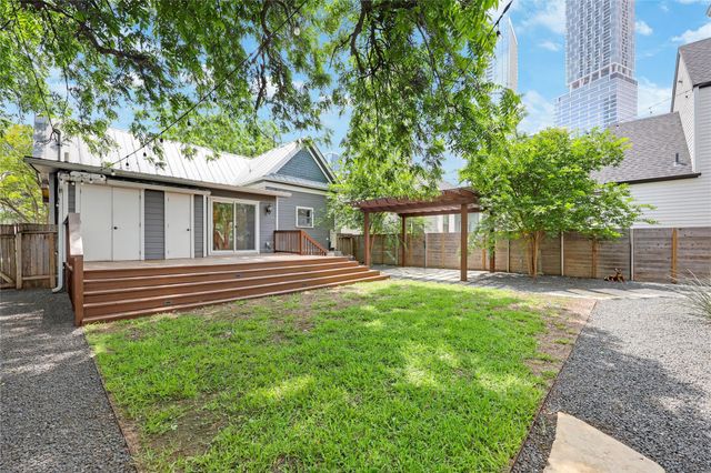 904 Willow ST, Austin, TX 78702