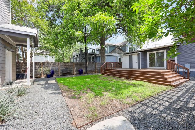 904 Willow ST, Austin, TX 78702